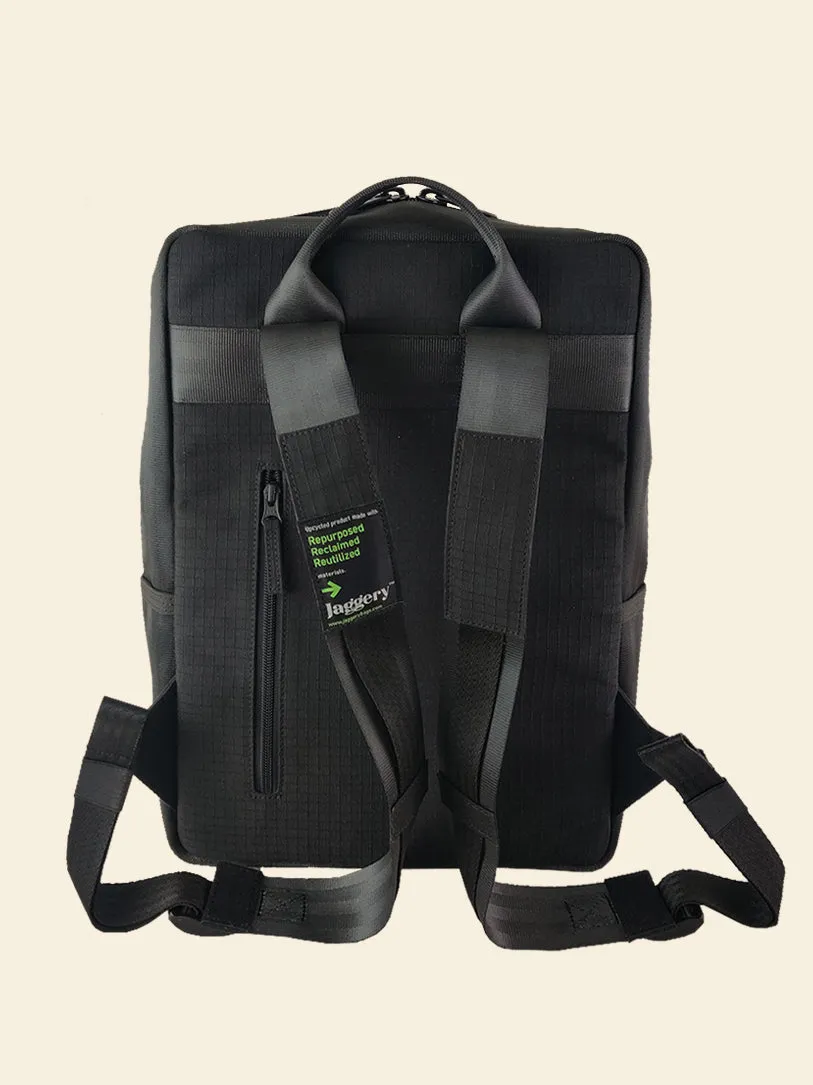 Noir 15" Front Pack